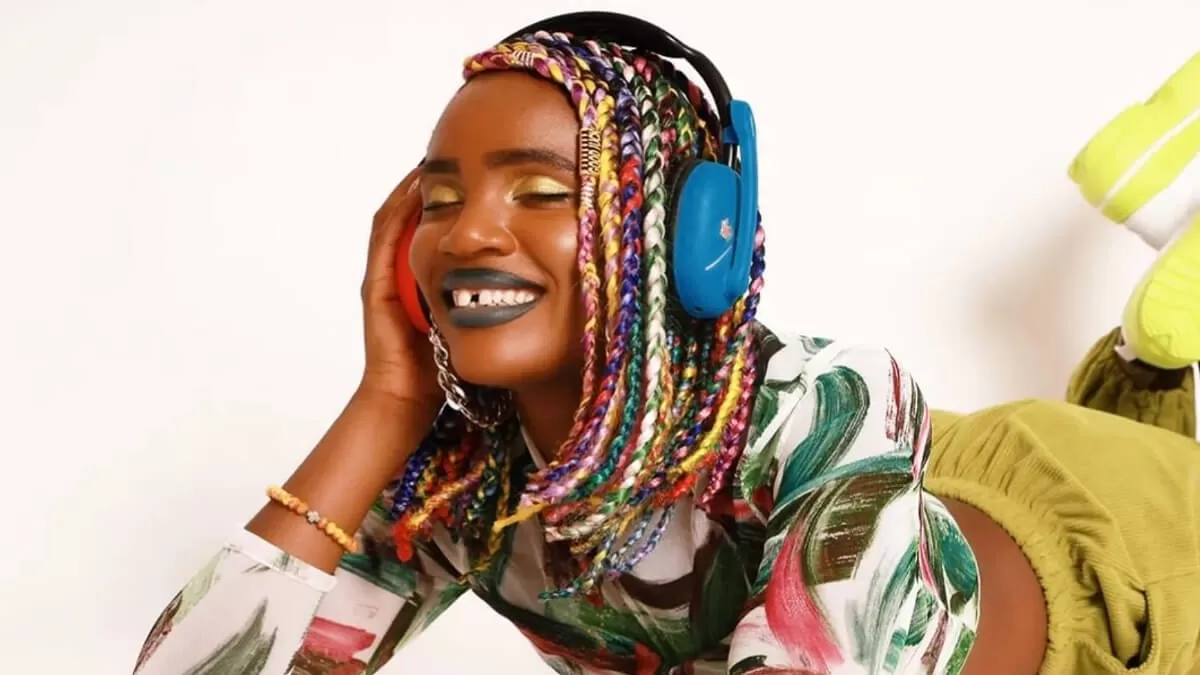 37 Awesome Colored Box Braids for Black Women In 2024