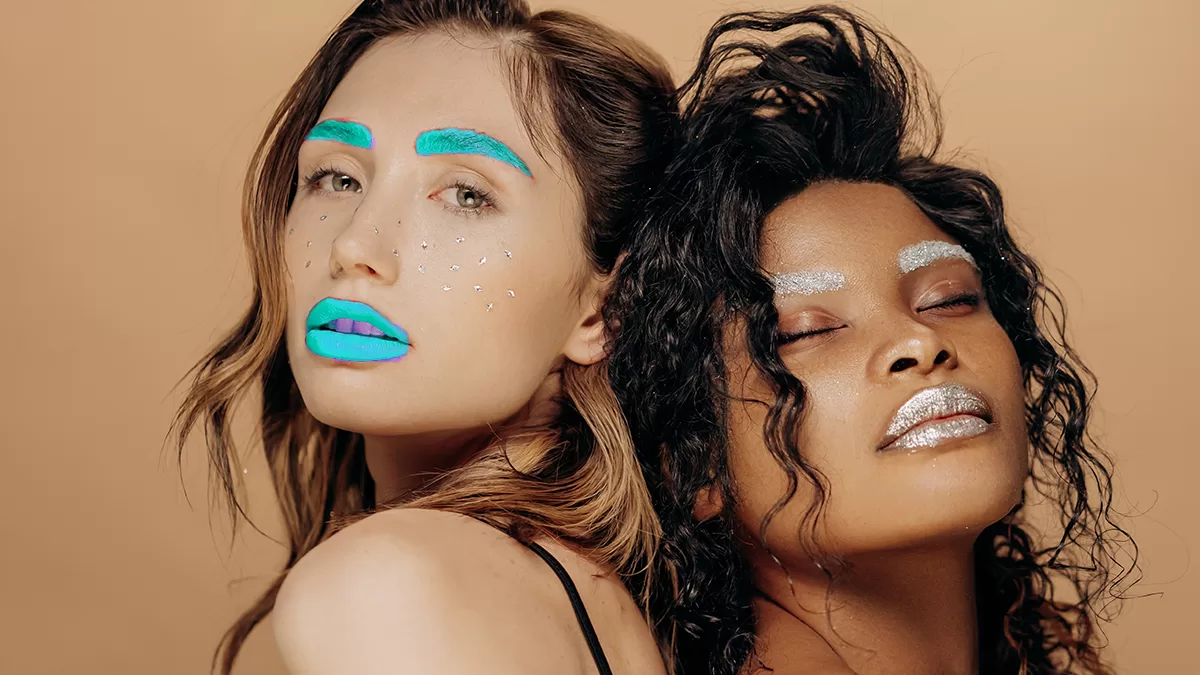 26+ Best Neon Makeup Ideas to Try For Women Now