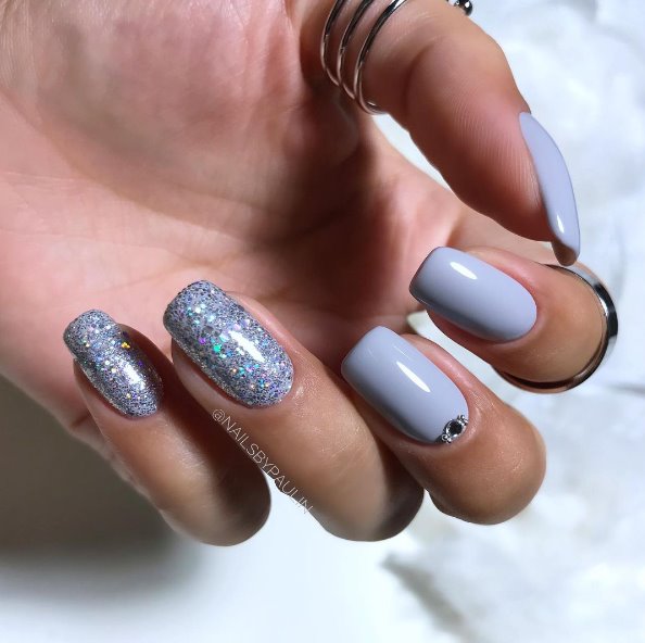 Light Grey Nails with Sequins