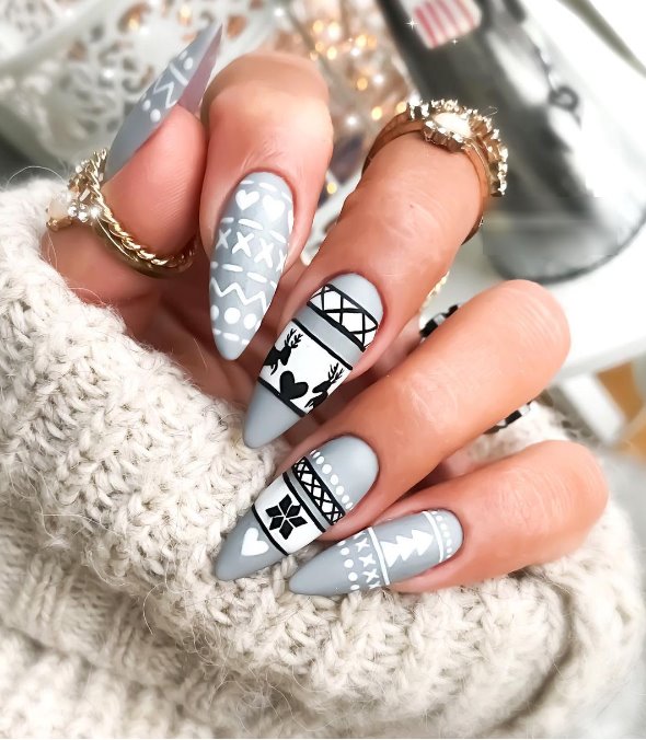  grey nail art