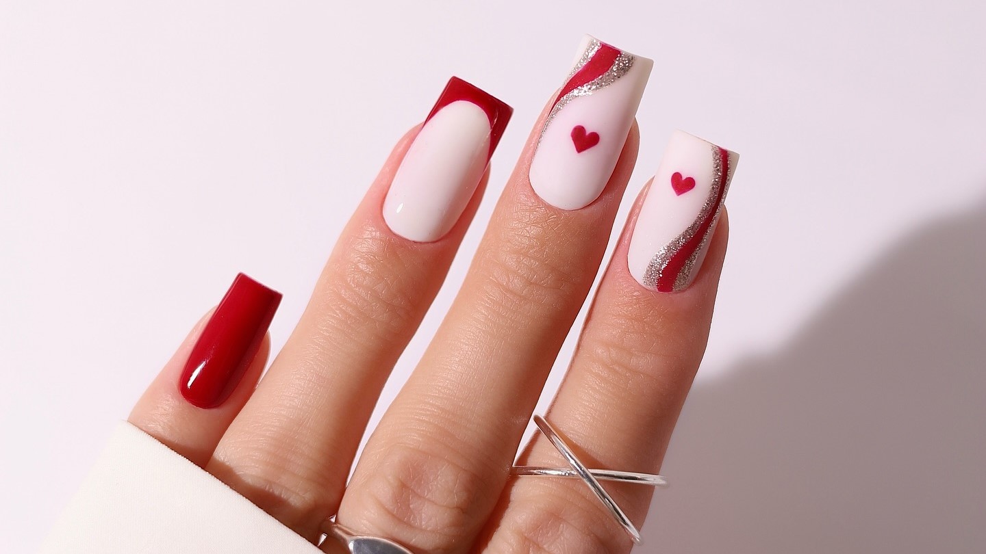 23 Awesome Swirl Nail Art Designs 2025 To Try Now